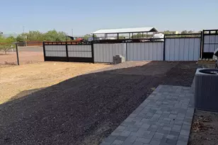 21424 W Mellow Street W, Wittmann, AZ 85361 - Photo 13
