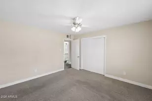 3817 N 49th Pl, Phoenix, AZ 85018 - Photo 15