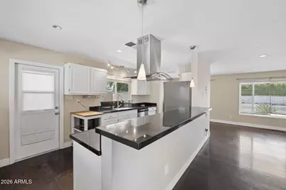 3817 N 49th Place, Phoenix, AZ 85018 - Photo 7