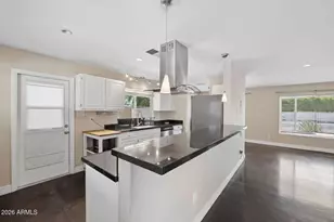 3817 N 49th Pl, Phoenix, AZ 85018 - Photo 7