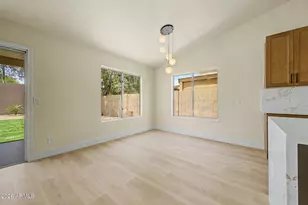 19022 N 24th Pl, Phoenix, AZ 85050 - Photo 9