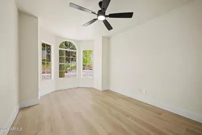 19022 N 24th Place, Phoenix, AZ 85050 - Photo 17