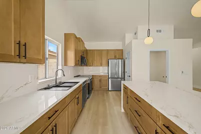 19022 N 24th Place, Phoenix, AZ 85050 - Photo 9