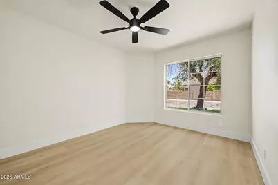 19022 N 24th Place, Phoenix, AZ 85050 - Photo 15