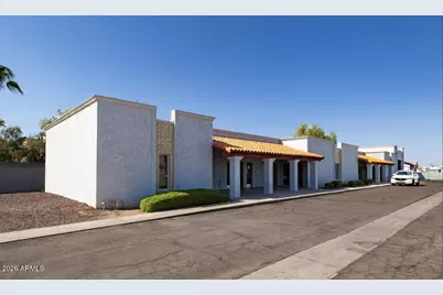 6802 N 47th Avenue, Glendale, AZ 85301 - Photo 3