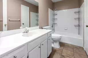 6533 N 7th Ave, Phoenix, AZ 85013 - Photo 19