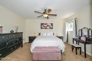 202 E Betty Elyse Ln, Phoenix, AZ 85022 - Photo 19