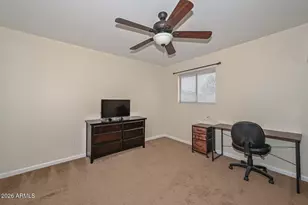202 E Betty Elyse Ln, Phoenix, AZ 85022 - Photo 15