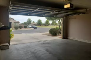 45967 W Starlight Dr, Maricopa, AZ 85139 - Photo 5