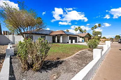 3934 W Glenaire Drive, Phoenix, AZ 85053 - Photo 59