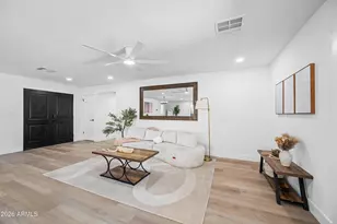 3934 W Glenaire Dr, Phoenix, AZ 85053 - Photo 23