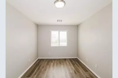 8633 W Cordes Road, Tolleson, AZ 85353 - Photo 13
