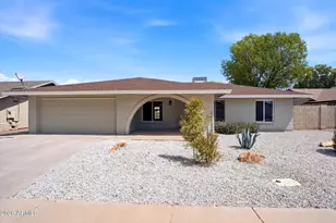 1262 W Mendoza Ave, Mesa, AZ 85202 - Photo 1