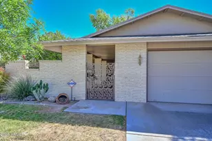 12842 W Ballad Dr, Sun City West, AZ 85375 - Photo 11