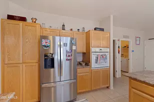 2718 Avondale Dr, Sierra Vista, AZ 85650 - Photo 11