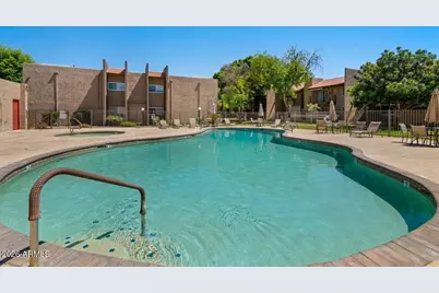 5525 E Thomas Road #O12, Phoenix, AZ 85018 - Photo 17