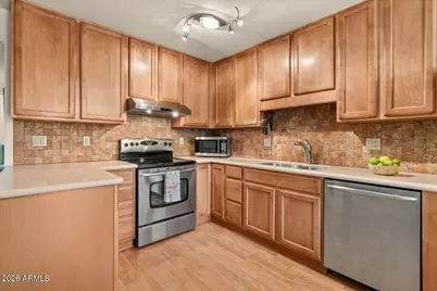 5525 E Thomas Road #O12, Phoenix, AZ 85018 - Photo 5