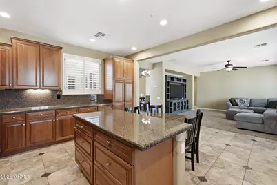 8638 W Briles Road, Peoria, AZ 85383 - Photo 13
