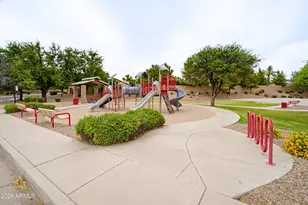 4984 S Cobblestone St, Gilbert, AZ 85298 - Photo 29