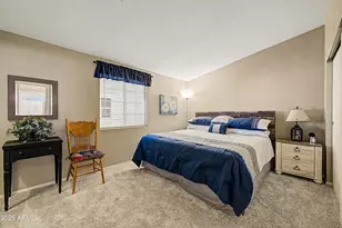 886 E Eagle Dr, San Tan Valley, AZ 85140 - Photo 11