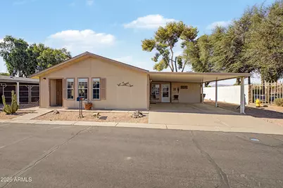 886 E Eagle Drive, San Tan Valley, AZ 85140 - Photo 1