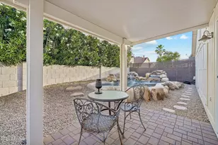 413 E Kristal Way, Phoenix, AZ 85024 - Photo 19