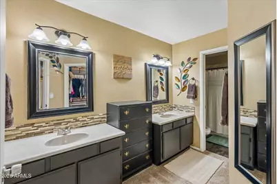 413 E Kristal Way, Phoenix, AZ 85024 - Photo 13