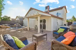 413 E Kristal Way, Phoenix, AZ 85024 - Photo 21