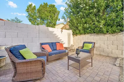 413 E Kristal Way, Phoenix, AZ 85024 - Photo 27
