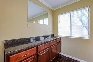 1005 E Cavalier, Phoenix, AZ 85014 - Photo 17