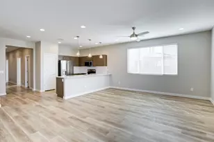 6326 S 47th Dr, Phoenix, AZ 85339 - Photo 3