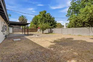 2022 N 40th St, Phoenix, AZ 85008 - Photo 31