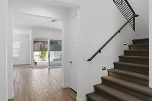 1555 E Ocotillo Rd, Phoenix, AZ 85014 - Photo 3