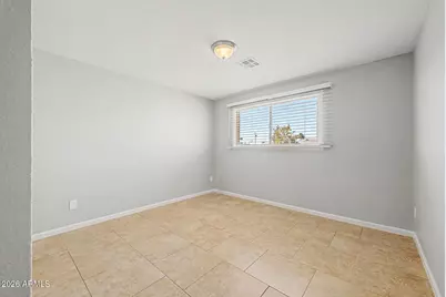 808 E Desert Drive N, Phoenix, AZ 85042 - Photo 5