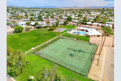 233 E Michelle Drive, Phoenix, AZ 85022 - Photo 43