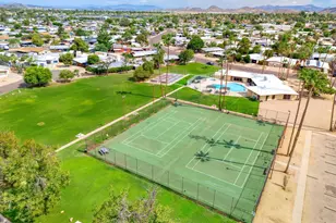 233 E Michelle Dr, Phoenix, AZ 85022 - Photo 43