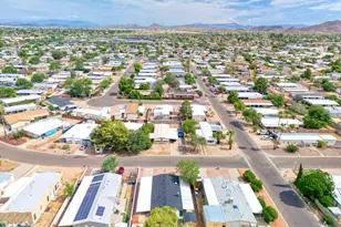 233 E Michelle Dr, Phoenix, AZ 85022 - Photo 13