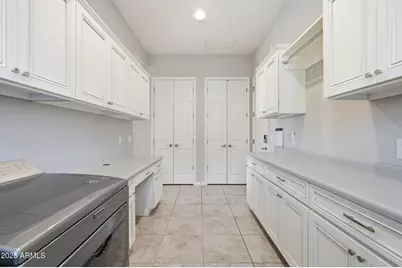 121 E Alcatara Avenue, Queen Creek, AZ 85140 - Photo 13