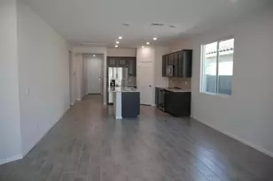 18156 W Daley Ln, Surprise, AZ 85387 - Photo 13