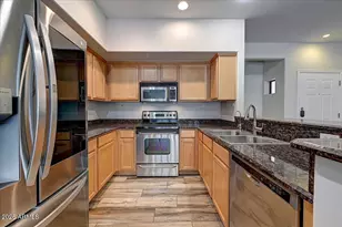 20660 N 40th St, Phoenix, AZ 85050 - Photo 3