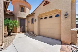 3821 S Lindl Dr, Chandler, AZ 85286 - Photo 3