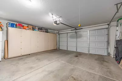 11234 W Almeria Road, Avondale, AZ 85392 - Photo 23