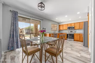 11234 W Almeria Rd, Avondale, AZ 85392 - Photo 9