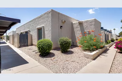 704 S Lebanon Lane, Tempe, AZ 85288 - Photo 3