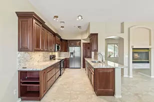 9343 E Windrose Dr, Scottsdale, AZ 85260 - Photo 29