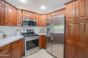 5450 E Deer Valley Dr, Phoenix, AZ 85054 - Photo 7