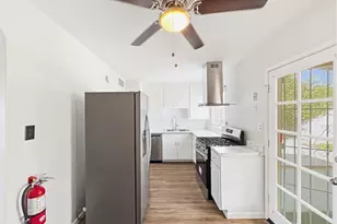 2538 E Coolidge St, Phoenix, AZ 85016 - Photo 9