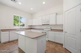 2808 E Park Ave, Gilbert, AZ 85234 - Photo 15