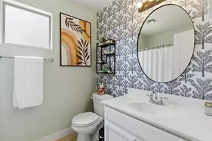 2250 E Deer Valley Rd, Phoenix, AZ 85024 - Photo 13