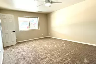 5911 E Peak View Rd, Cave Creek, AZ 85331 - Photo 21